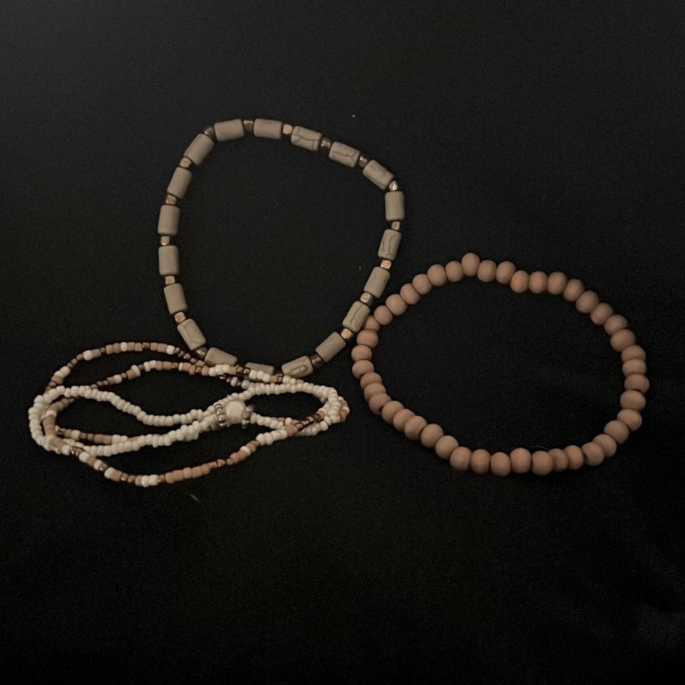 Bracelets - Picture 1 of 1